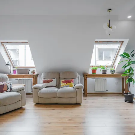 Charming&cozy 2bd With Natural Light By Flat Mаnager София