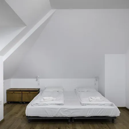 Charming&cozy 2bd With Natural Light By Flat Mаnager Апартаменты София