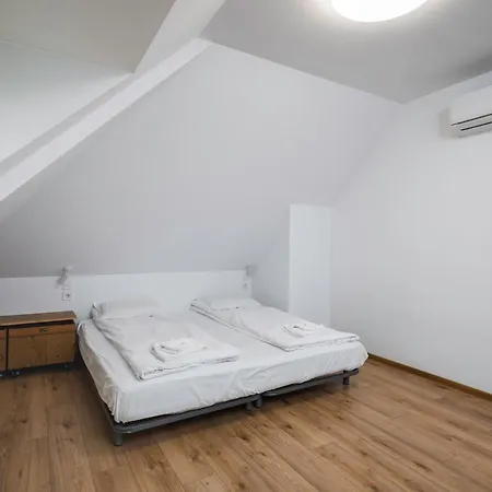 Charming & Cozy 2bd With Natural Light By Flat Mаnager Apartman Szófia