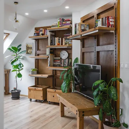 Charming & Cozy 2bd With Natural Light By Flat Mаnager *