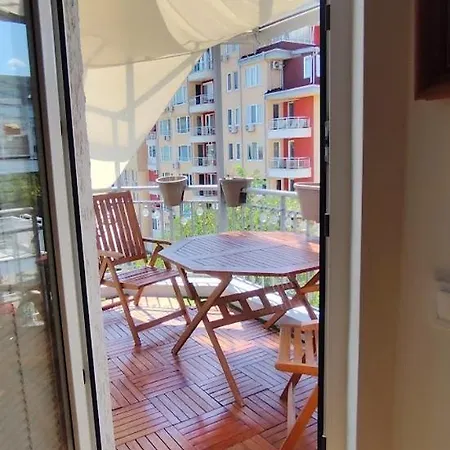 Apartman Charming & Cozy 2bd With Natural Light By Flat Mаnager